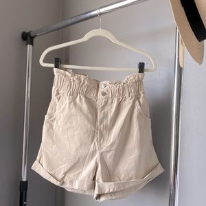 H&M Paper-bag Shorts Size 8